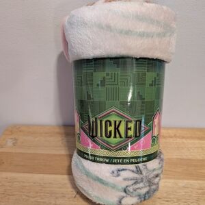 Wicked Plush Throw Blanket - Green and Pink Brand New with tag Size 50"× 60"